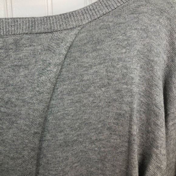 Vince Camuto Split Back Sweater Grey Sz M - Picture 8 of 13